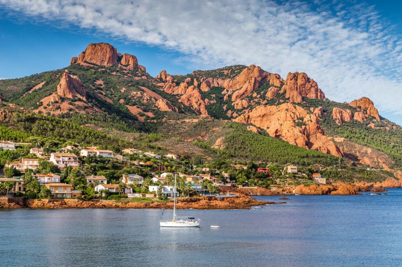 Agay Cap Esterel Village Allee Fleurs - F2 Clim Vue Golf Et Mer - Grande Terrasse Plein Sud Saint-Raphaël Buitenkant foto