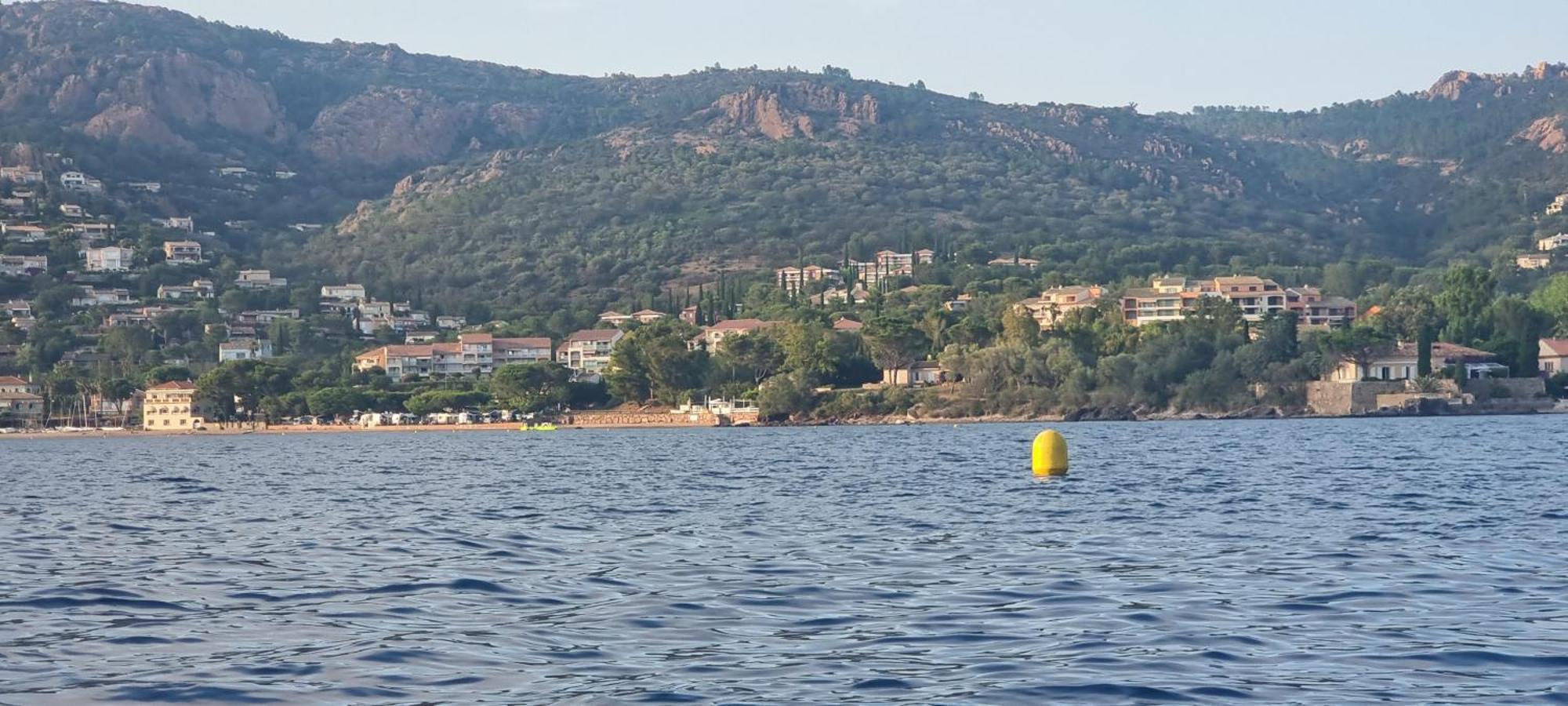 Agay Cap Esterel Village Allee Fleurs - F2 Clim Vue Golf Et Mer - Grande Terrasse Plein Sud Saint-Raphaël Buitenkant foto