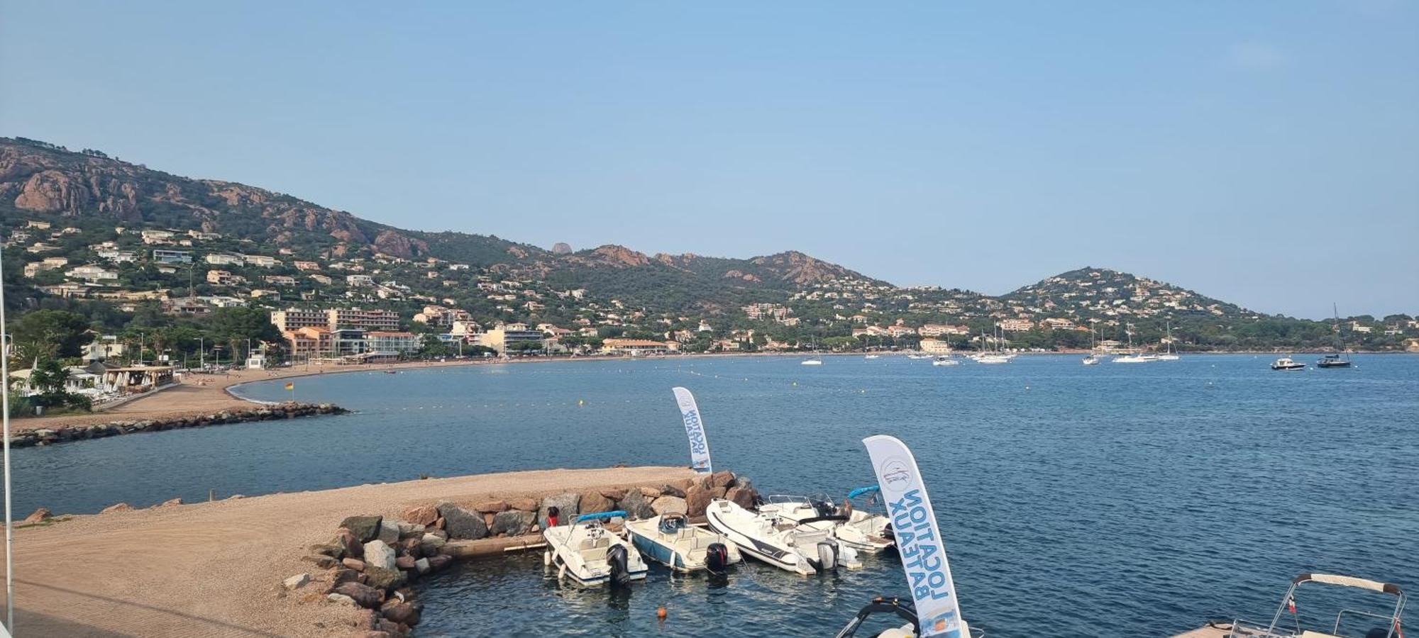 Agay Cap Esterel Village Allee Fleurs - F2 Clim Vue Golf Et Mer - Grande Terrasse Plein Sud Saint-Raphaël Buitenkant foto