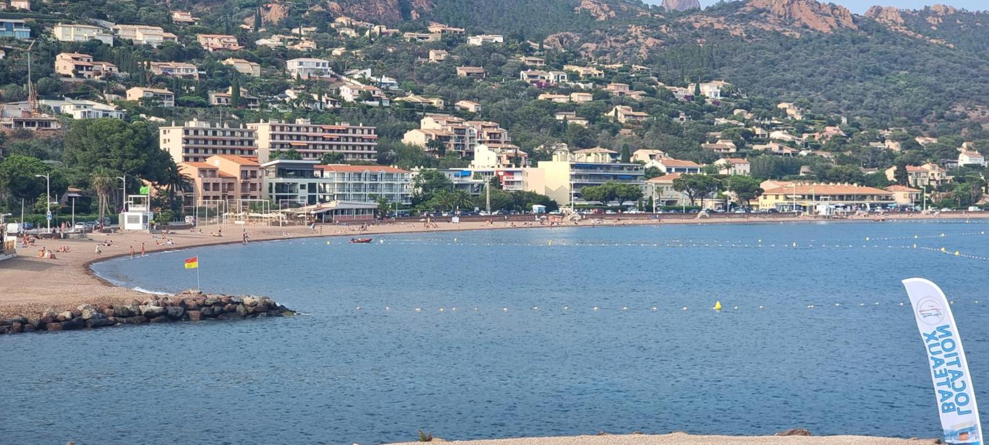 Agay Cap Esterel Village Allee Fleurs - F2 Clim Vue Golf Et Mer - Grande Terrasse Plein Sud Saint-Raphaël Buitenkant foto