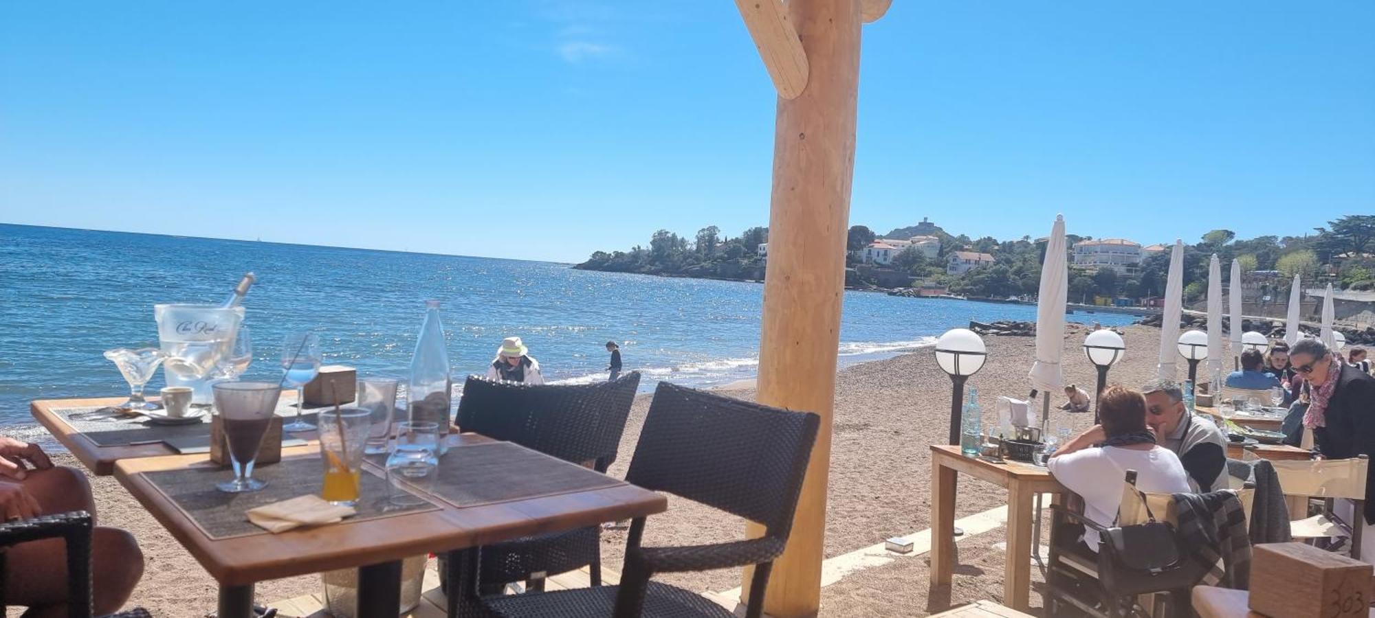 Agay Cap Esterel Village Allee Fleurs - F2 Clim Vue Golf Et Mer - Grande Terrasse Plein Sud Saint-Raphaël Buitenkant foto